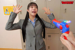 羞恥性愛洗腦 彈弓式泳裝訓練