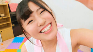 嬰語淫詞讓你變小寶寶的乳交保育園 菊池まや