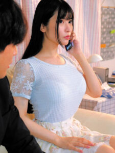 每次錯過末班車就來我房間住的妹妹，爆乳快要溢出來，我忍不住一直揉搓吸吮，在快被發現前重複的極限夜晚生活 胡桃櫻花