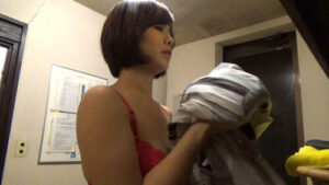 獵捕混浴裡獨自一人的熟女 4 8小時