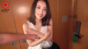 自錄影片：不願意被綠帽 淫亂內射自拍。將砲友人妻綠帽後連續6發