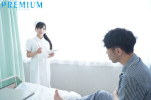 與白衣天使楪卡蓮學姐重逢 在溫柔與巨乳的懷抱中中出連發的住院生活